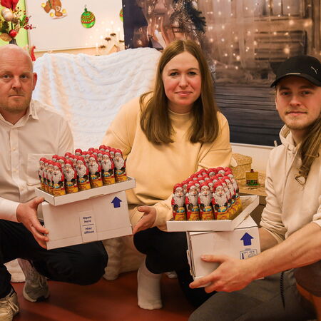 Wir haben Schoko Nikoläuse an die Kindergärten in Leipzig gespendet