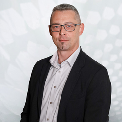Porträt von Herrn Andreas Haberzettl, Bereichsleiter Hof bei SF Gebäudereinigung GmbH