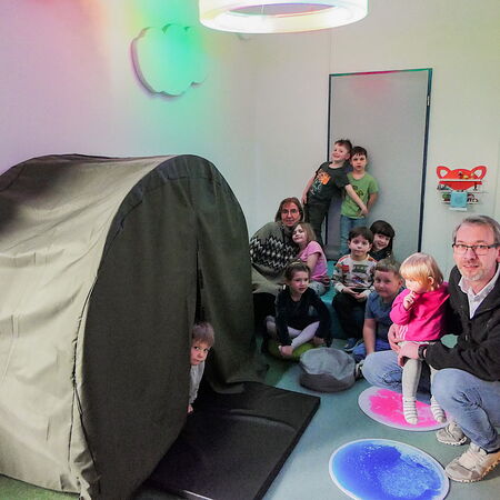 Neues Dunkelzelt für die Kita Christophorus in Issigau