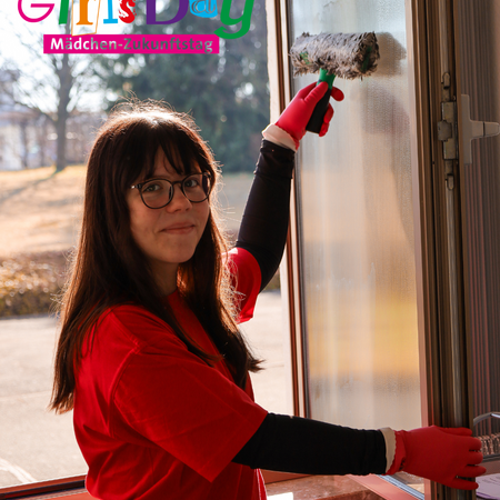 Girls Day 2025, Milena Weber in der Gebäudereinigung